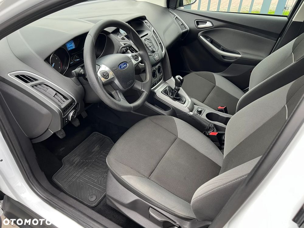 Ford Focus - 7