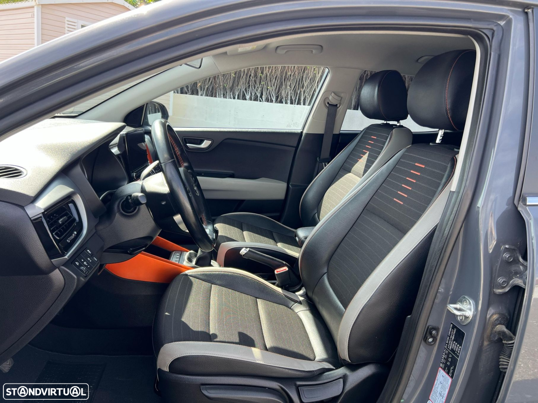 Kia Stonic - 6