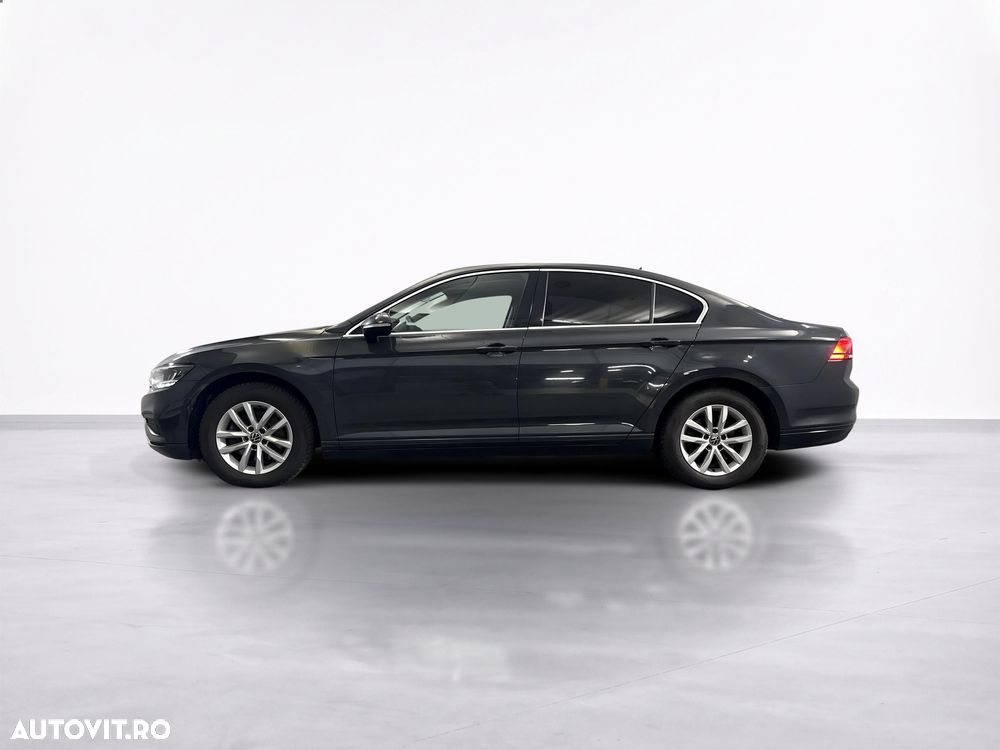 Volkswagen Passat - 3