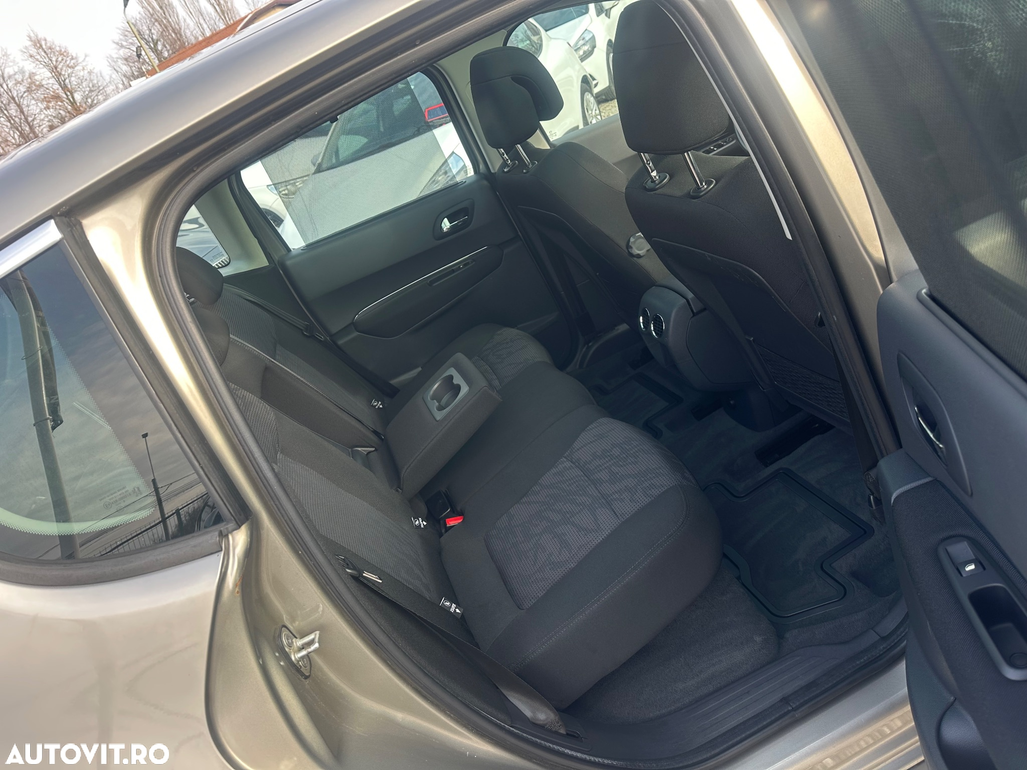 Peugeot 3008 155 THP Premium - 8