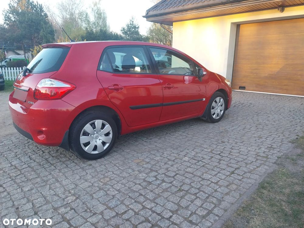 Toyota Auris 1.6 Sol - 8
