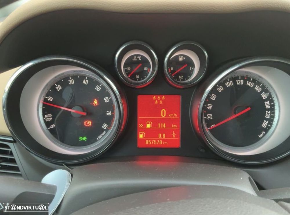 Opel Zafira 1.4 T Executive S/S J18 - 10