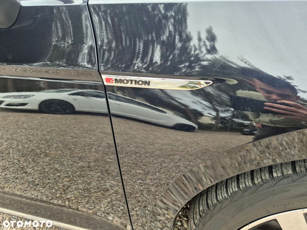 Volkswagen Passat 2.0 TDI SCR (BlueMotion Tech) 4Motion D Highline - 15