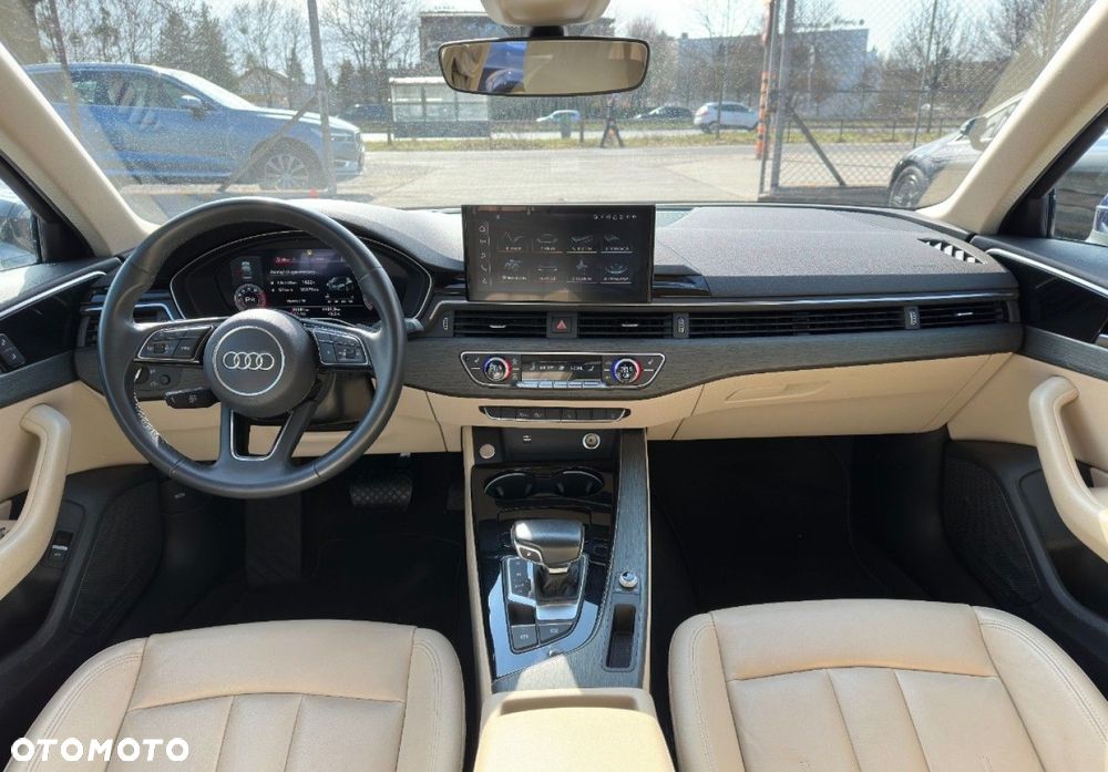 Audi A4 Limousine - 15