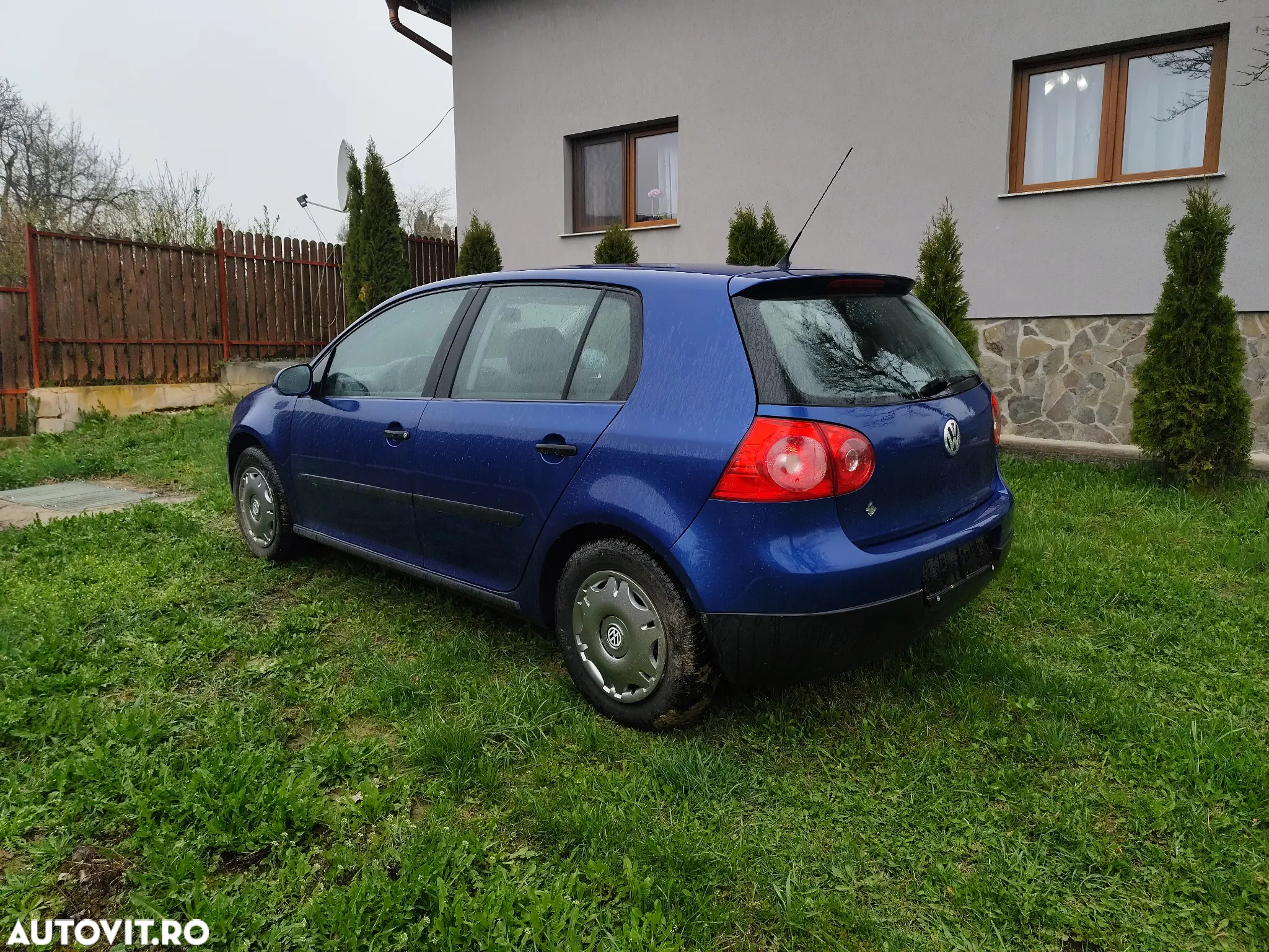 Volkswagen Golf 1.6 Comfortline - 3