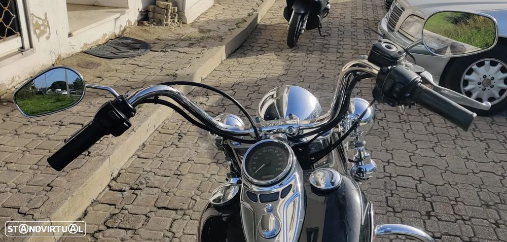 Harley-Davidson FLSTC Heritage Softail - 11