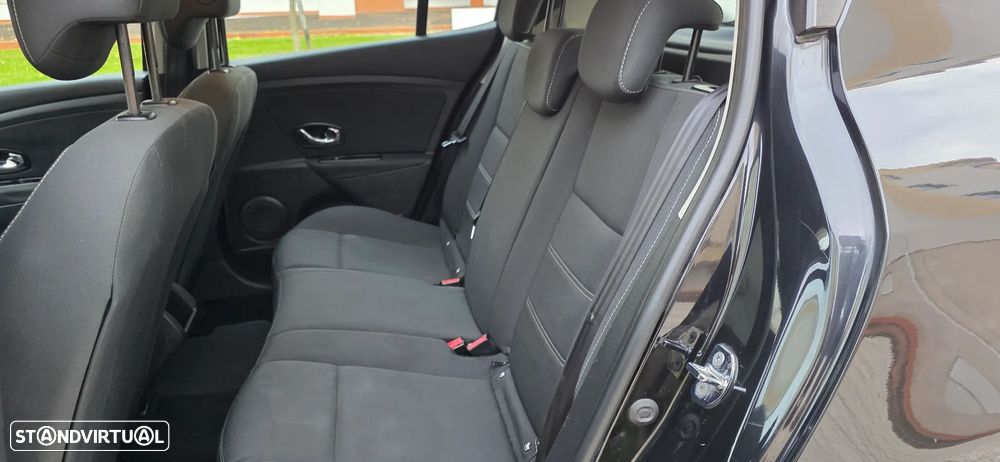Renault Mégane ENERGY dCi 110 Start & Stop Paris Business - 6