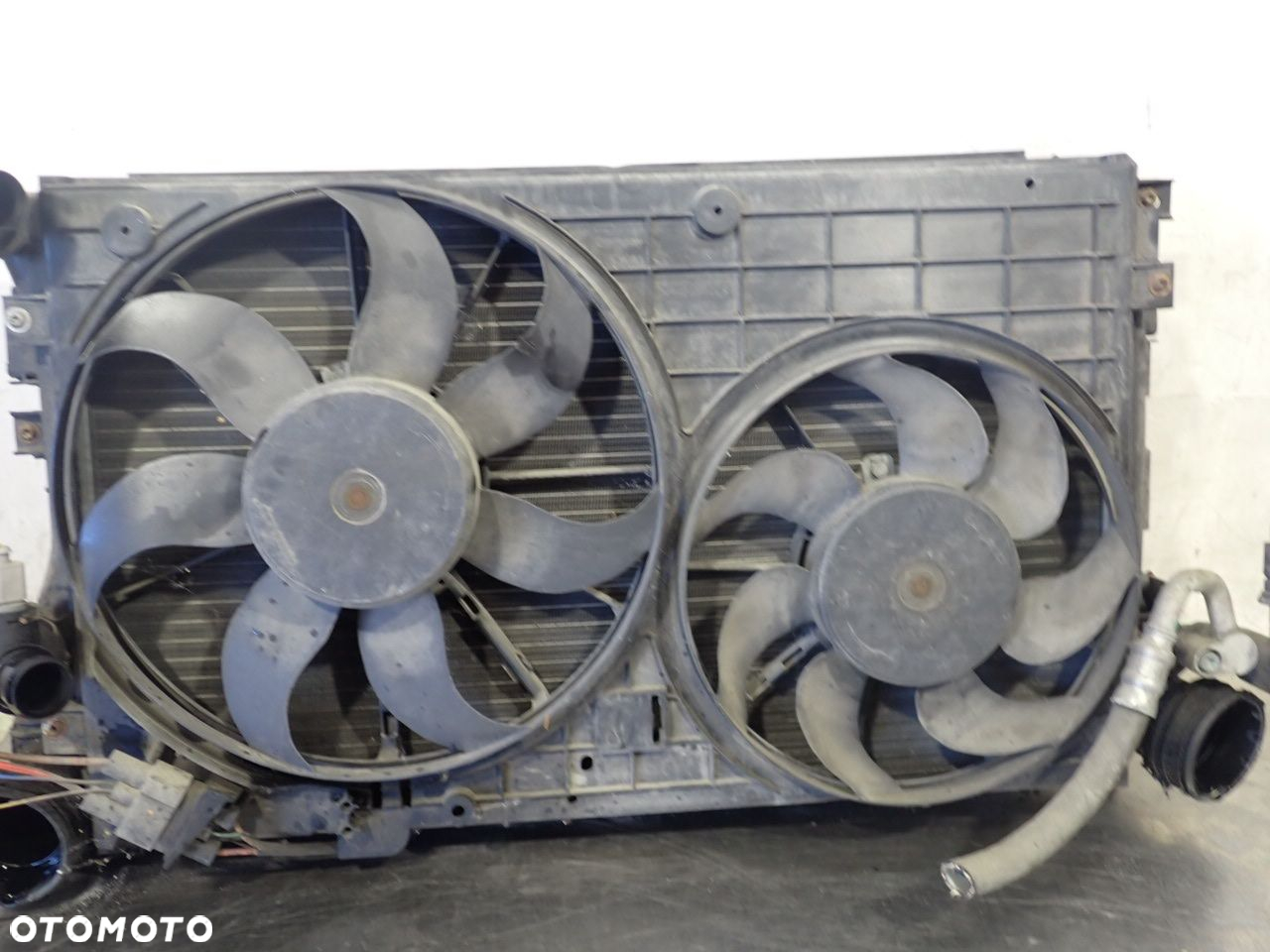 ZESTAW CHŁODNIC VOLKSWAGEN GOLF V 1.9TDI  1K0820411H  1K0121253AA  1K0121207T - 12