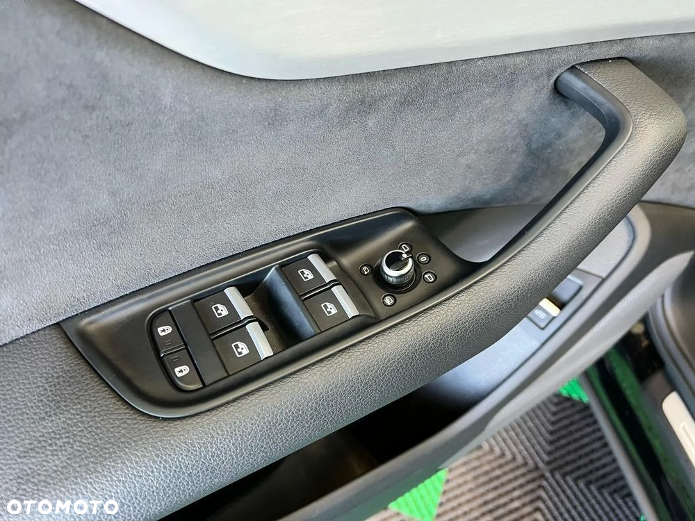 Audi Q7 - 11