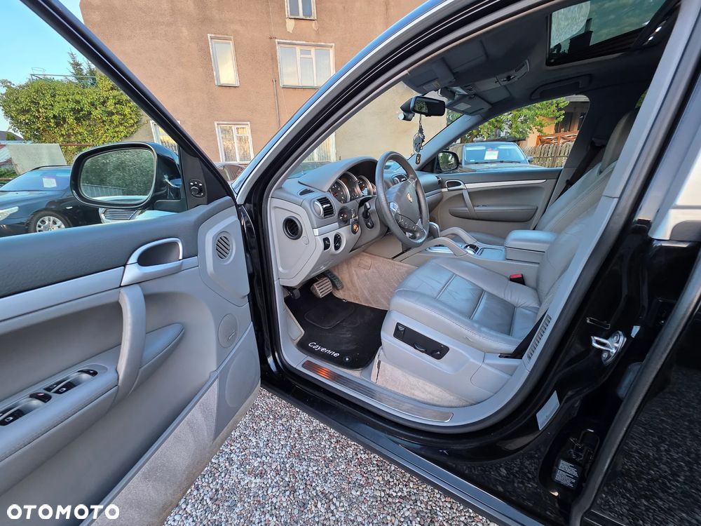 Porsche Cayenne S Tiptronic - 9