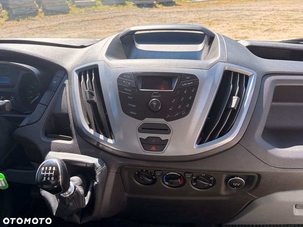 Ford Transit - 17