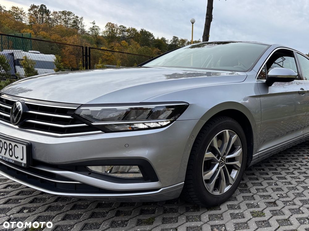Volkswagen Passat - 8