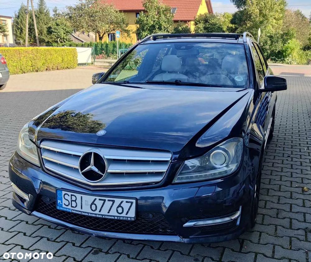 Mercedes-Benz Klasa C 300 CDI BlueEff 4-Matic Elegance - 4