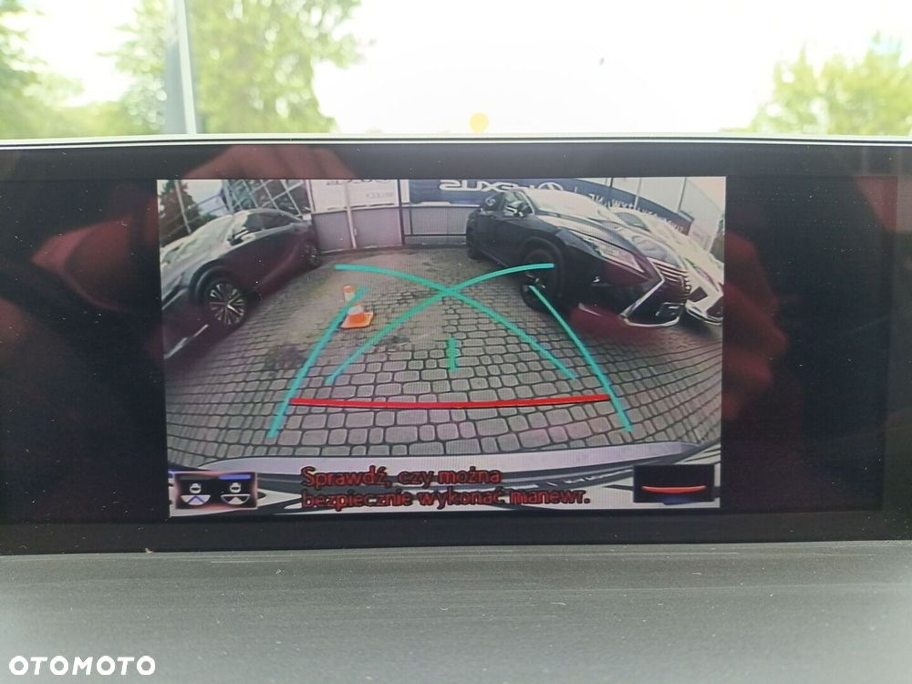 Lexus NX 300h F Sport AWD - 32