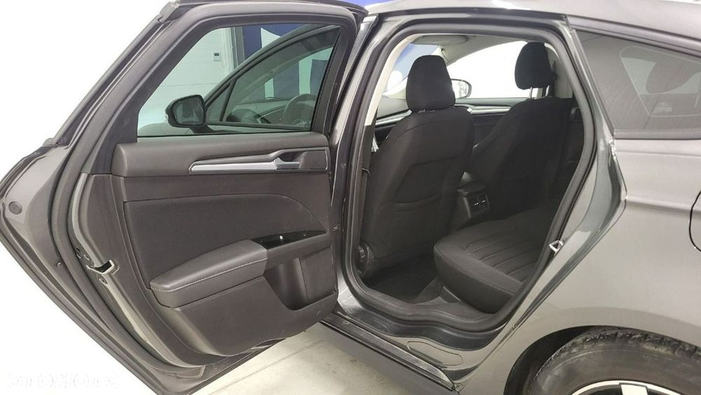Ford Mondeo - 19