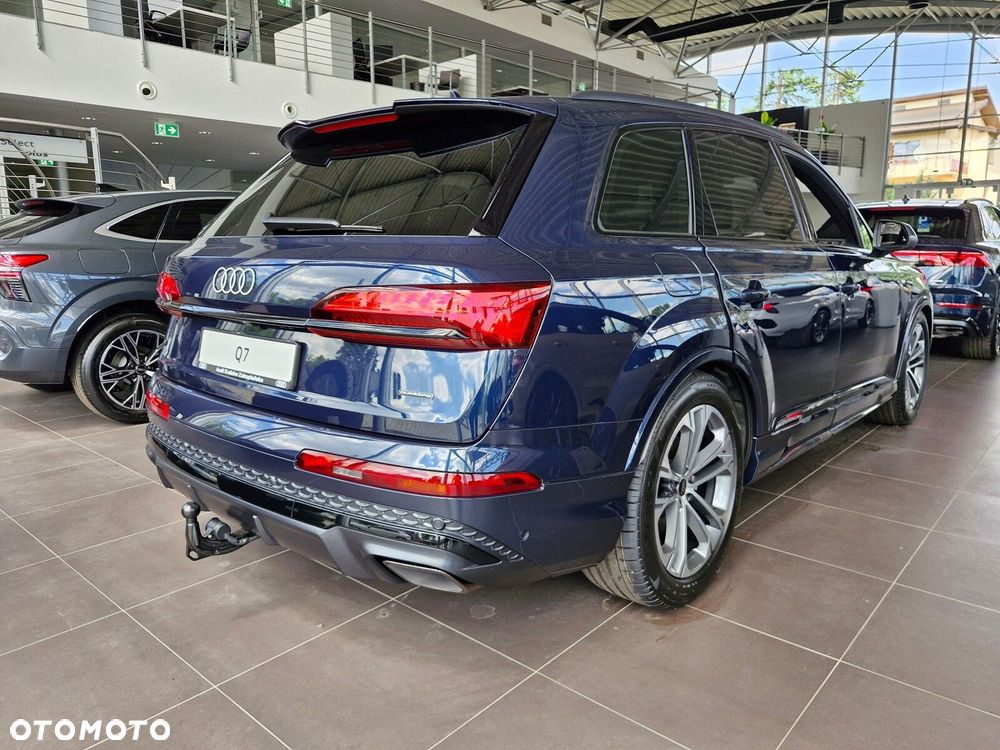 Audi Q7 - 7