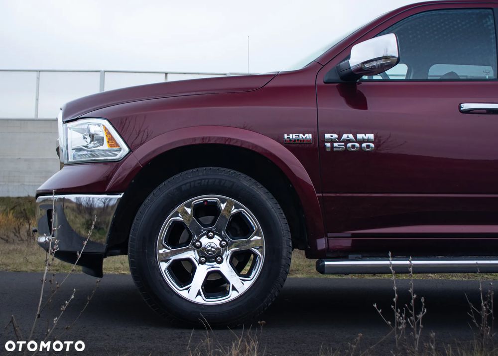 RAM 1500 5.7 Crew Cab Laramie - 7