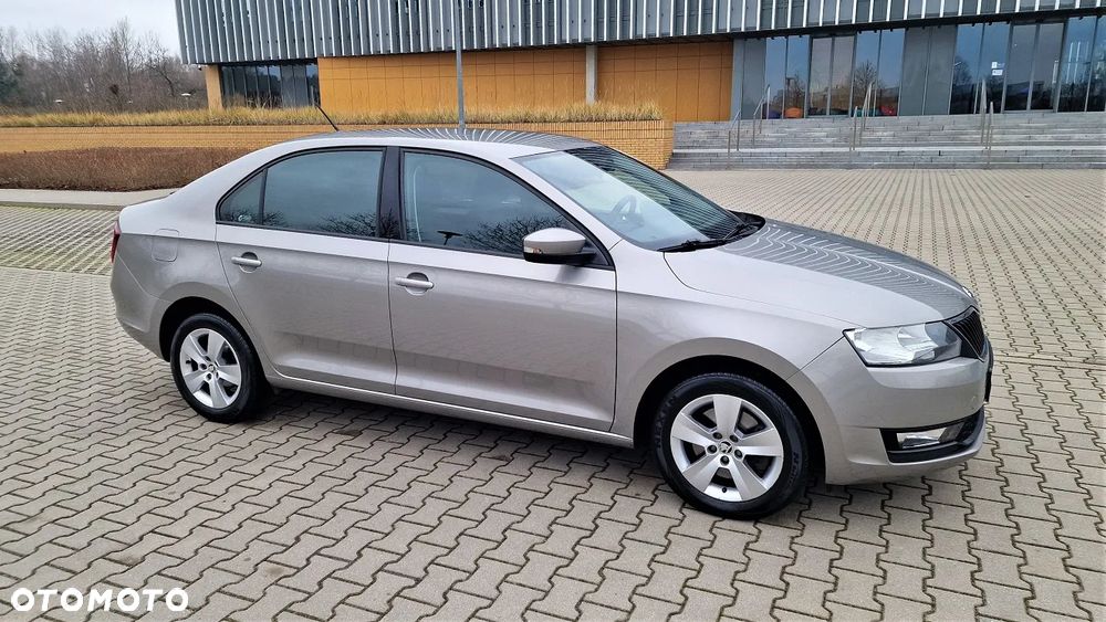 Skoda RAPID Spb 1.0 TSI Style - 2