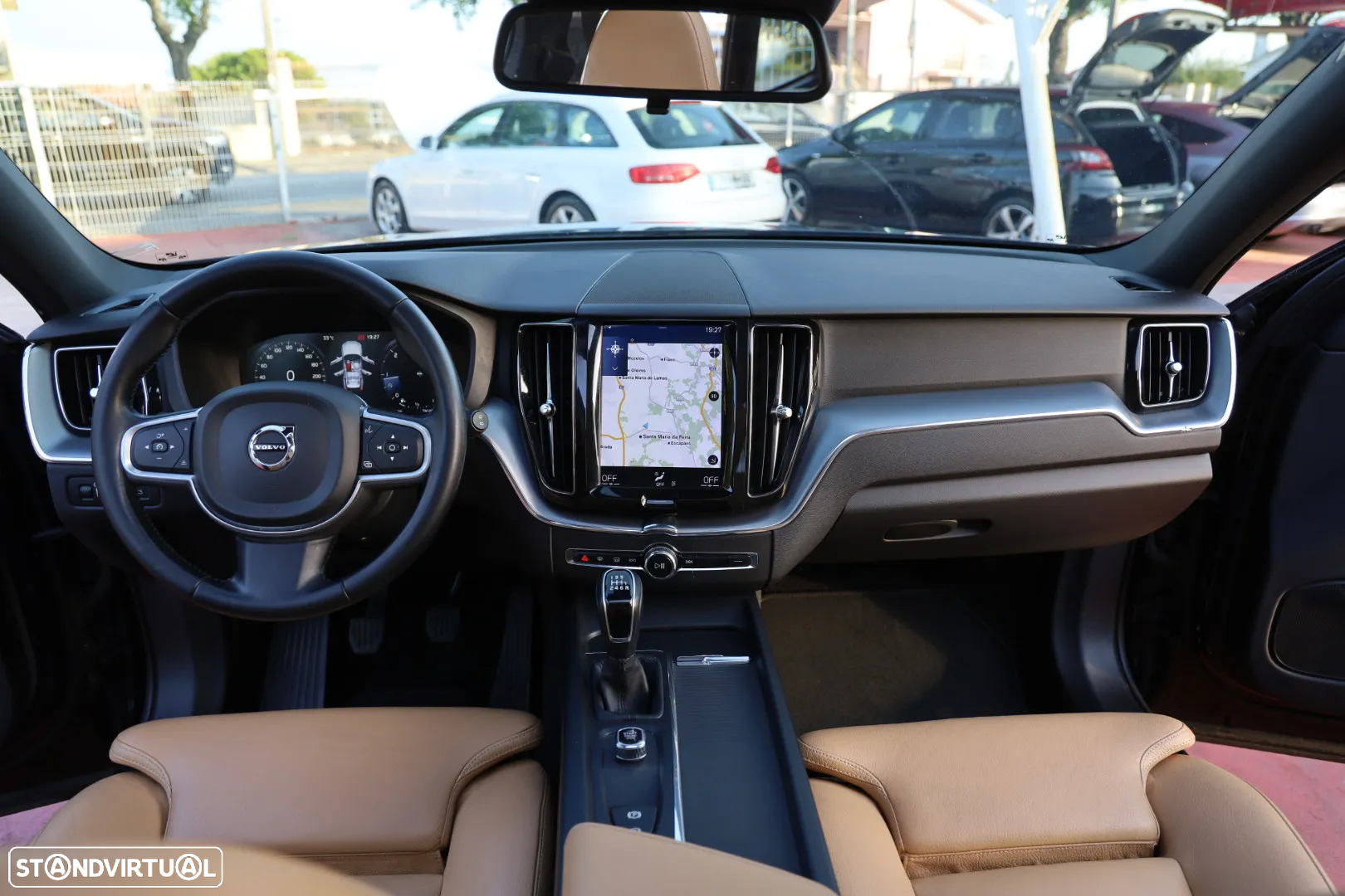 Volvo XC 60 2.0 D3 Momentum Plus - 18