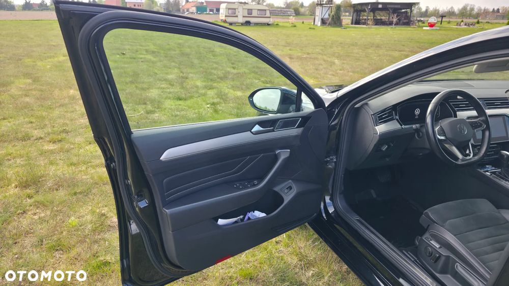 Volkswagen Passat 2.0 TDI SCR DSG Elegance - 7
