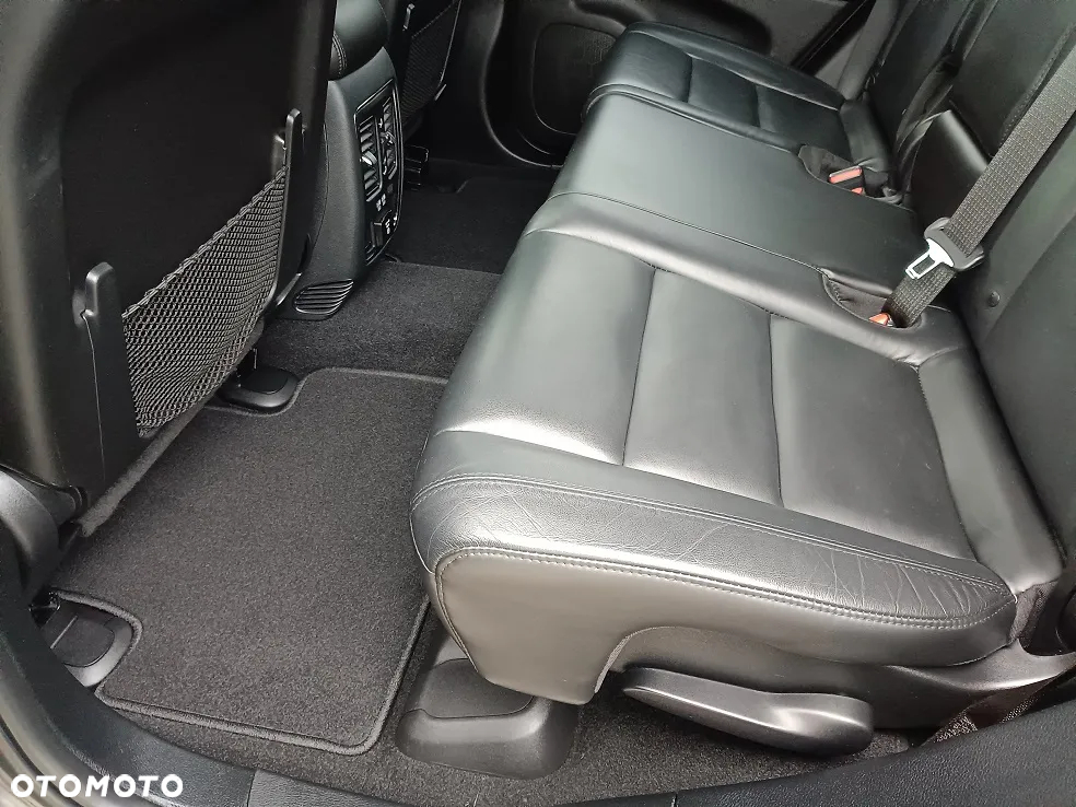 Jeep Grand Cherokee - 15