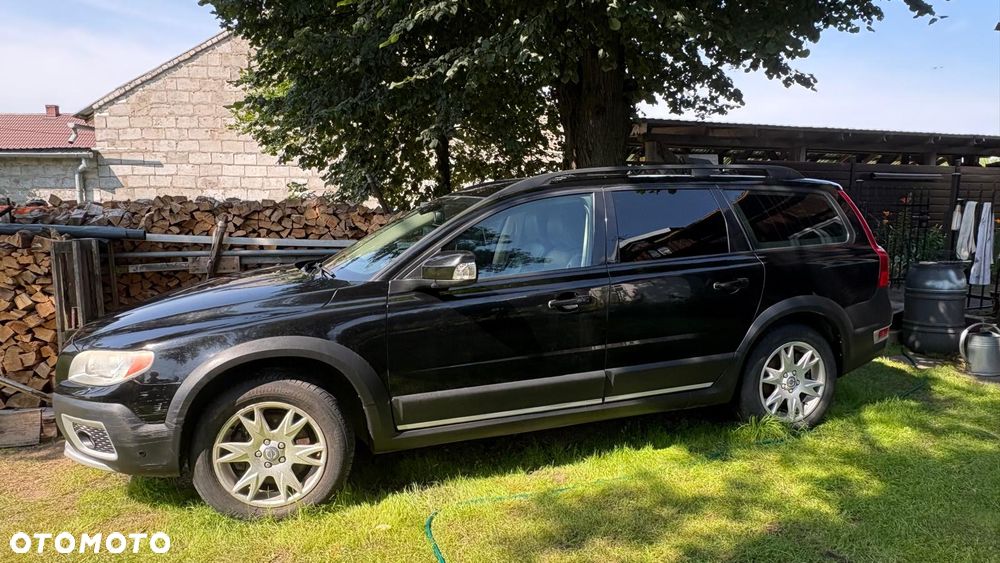 Volvo XC 70 D5 AWD Momentum - 6
