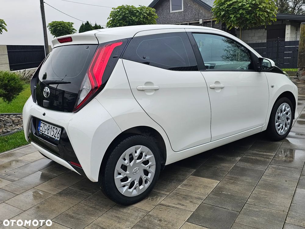 Toyota Aygo - 10