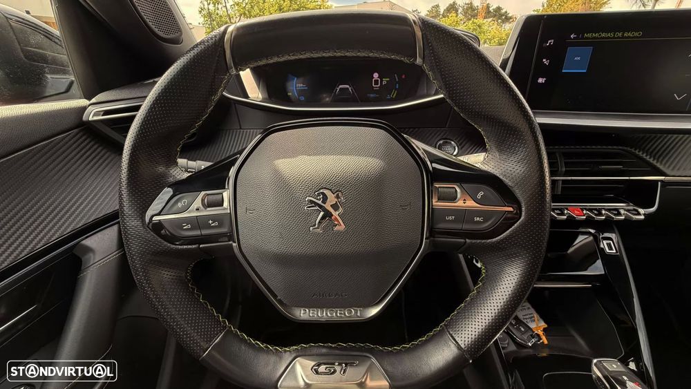 Peugeot e-2008 50 kWh GT - 16