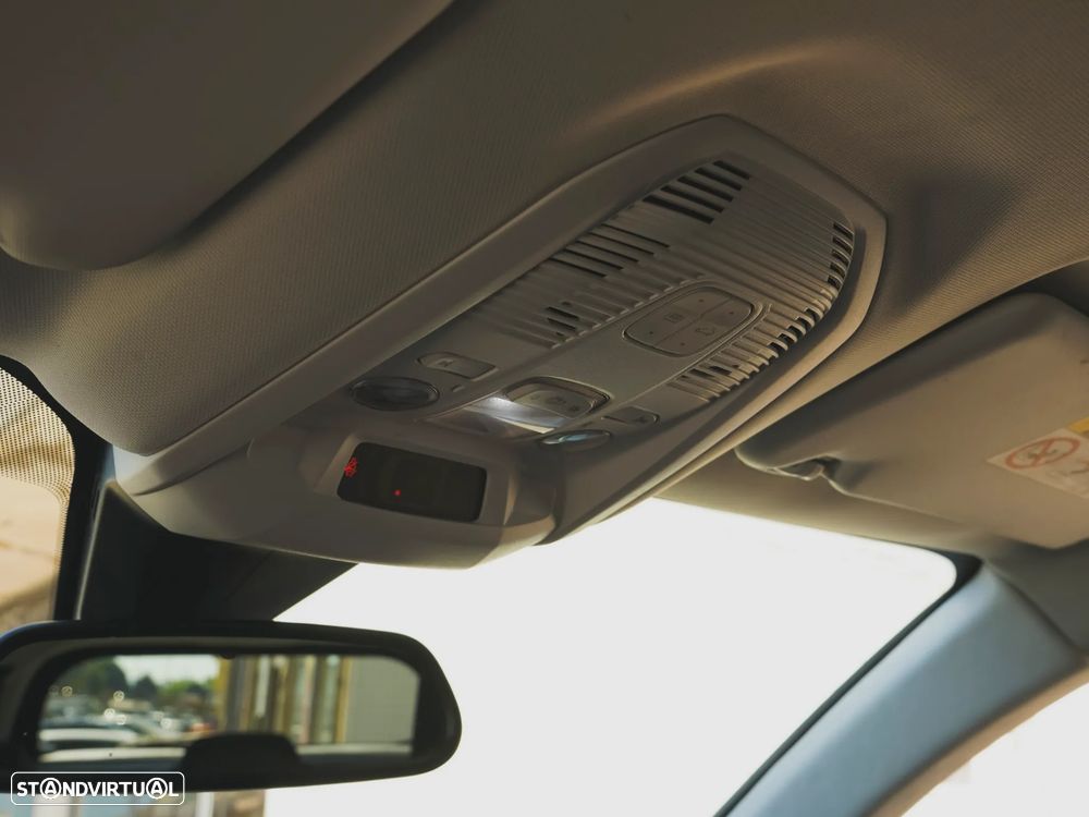 Peugeot 5008 BlueHDI 130 EAT8 Allure - 29