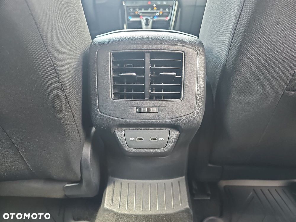 Volkswagen T-Roc 1.5 TSI R-Line DSG - 16