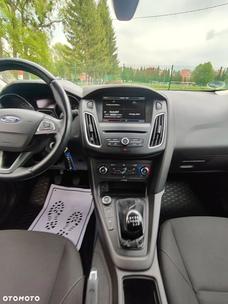 Ford Focus - 16