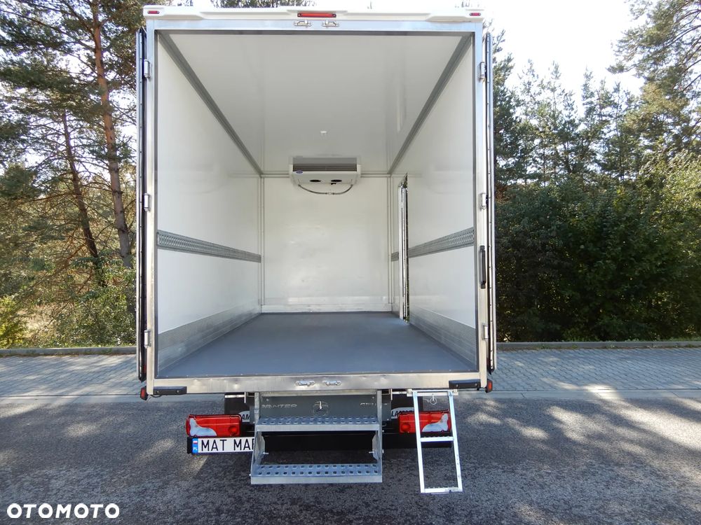 Mercedes-Benz Sprinter 519 CDI 190 KM Chłodnia -29*C+20*C V230 Funkcja Grzania 10.E.Palet Boczne Drzwi Izoterma LAMAR Agregat Carrier XARIOS 350 Stan Jak Nowy POLECAM - 22