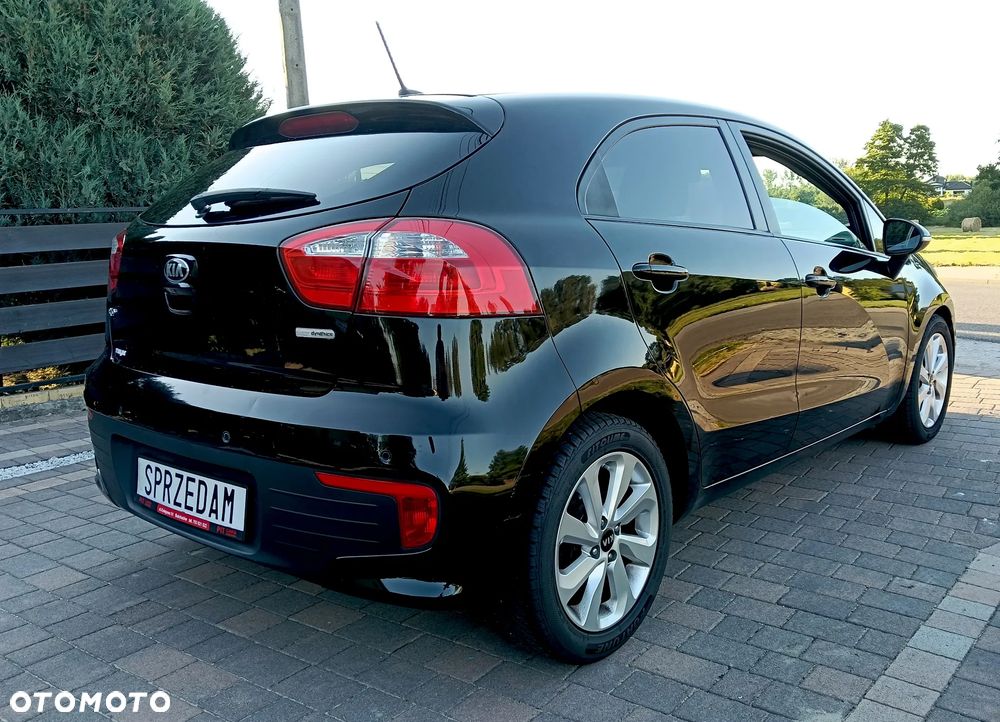 Kia Rio 1.4 Platinum Edition - 3