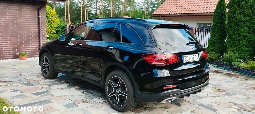 Mercedes-Benz GLC 300 4Matic 9G-TRONIC Edition AMG Line - 10