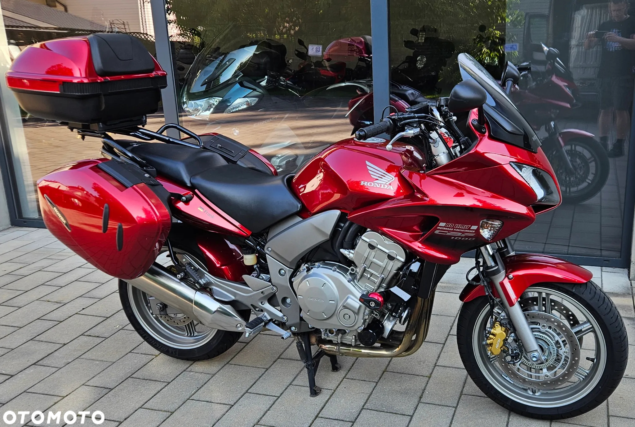 Honda CBF - 2