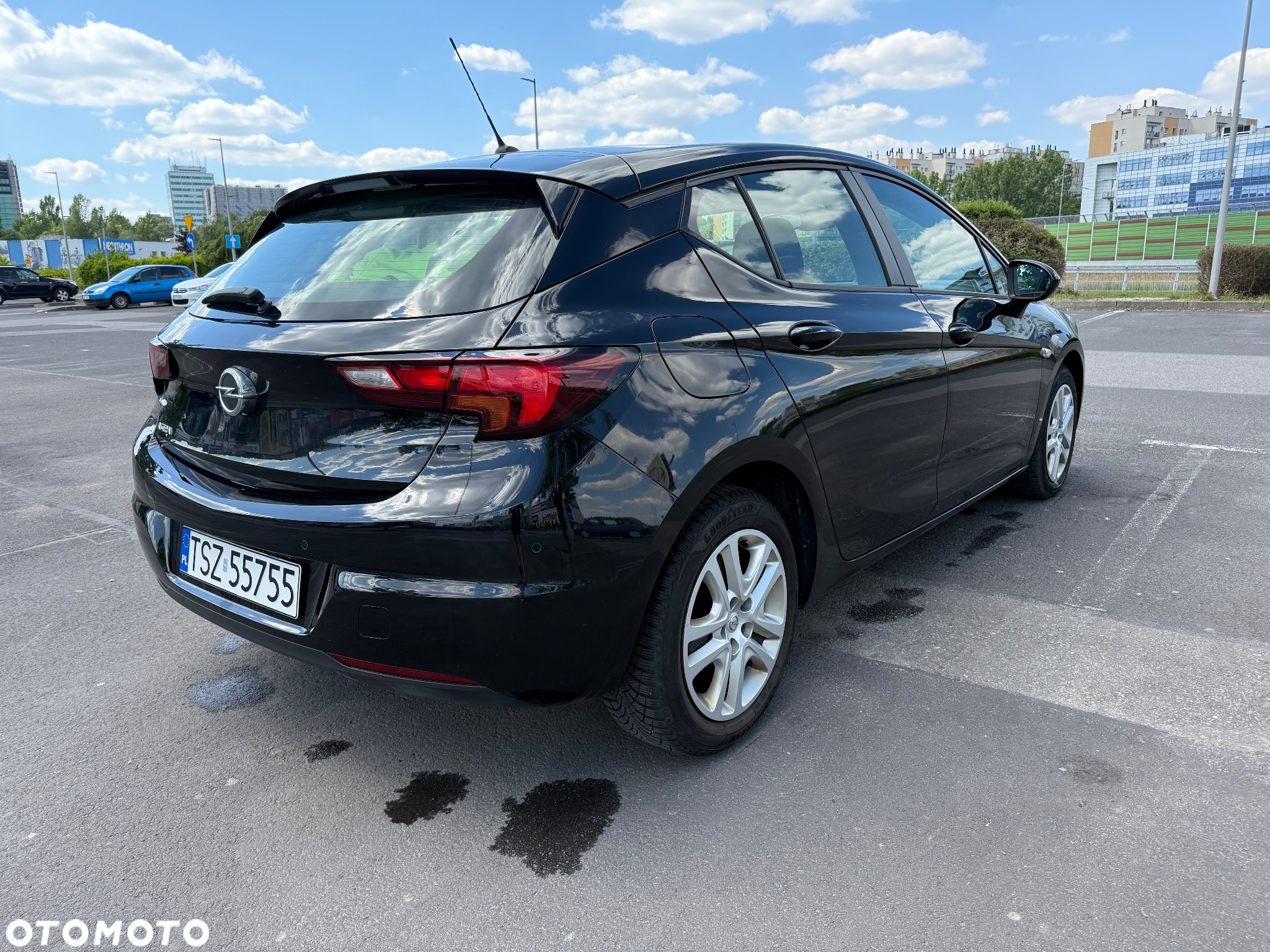 Opel Astra V 1.2 T Edition S&S - 4