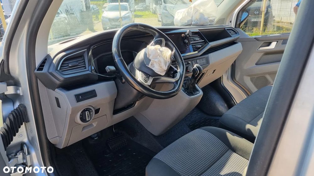 Volkswagen Transporter - 28