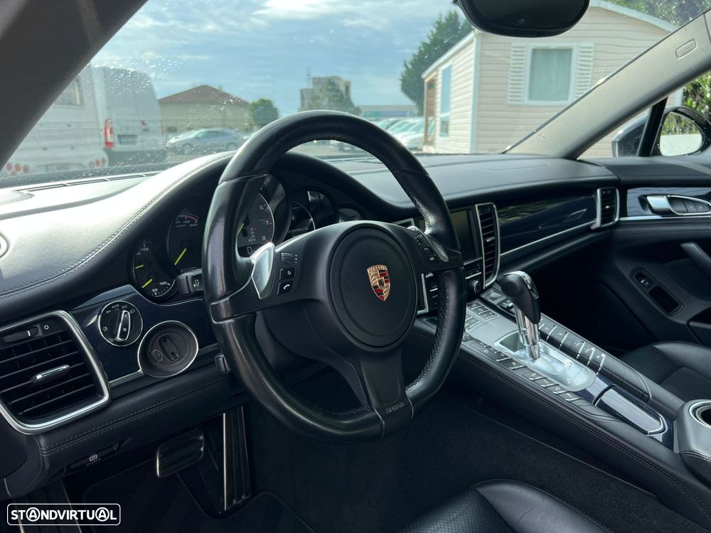 Porsche Panamera - 7