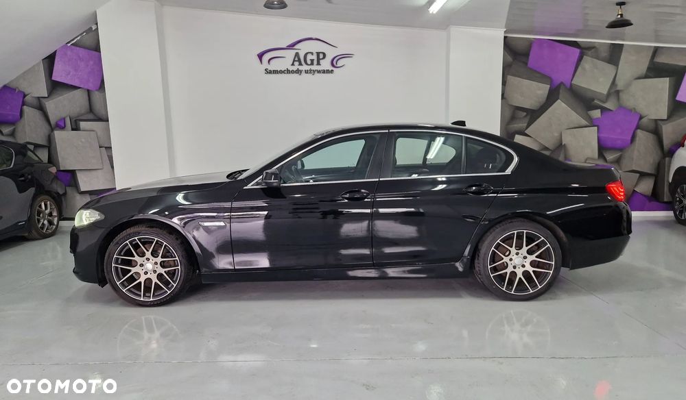 BMW Seria 5 520d - 13