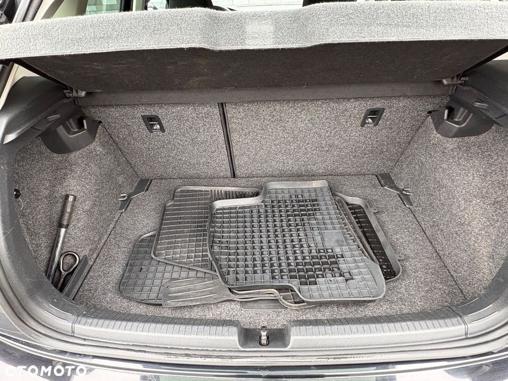 Volkswagen Polo 1.6 TDI SCR Highline - 12