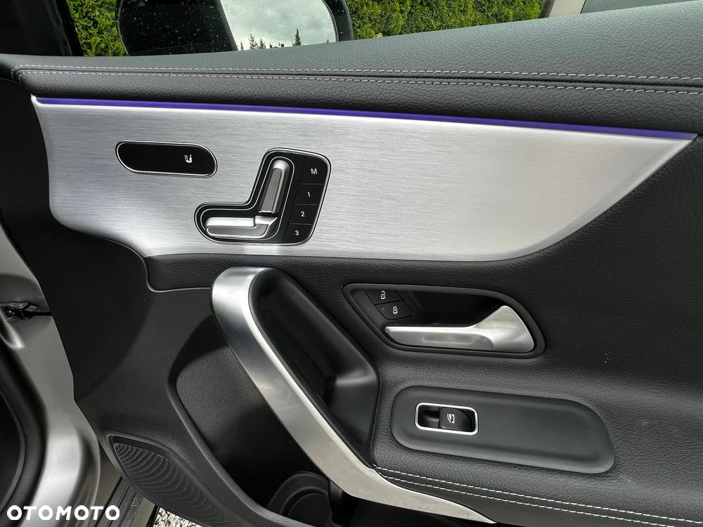 Mercedes-Benz Klasa A AMG 35 4Matic AMG Speedshift DCT 7G - 17