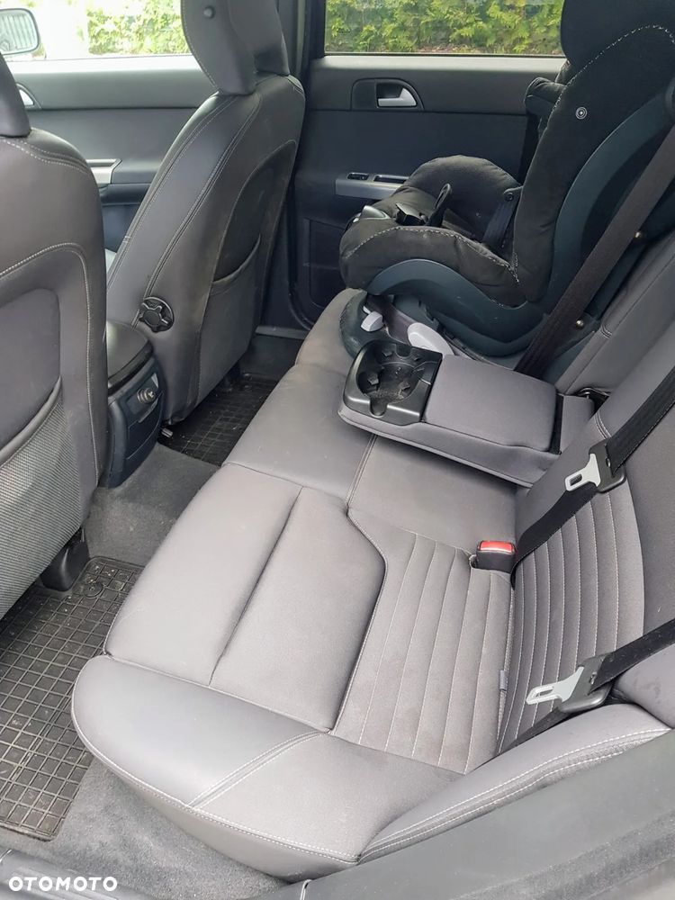 Volvo V50 1.8 Momentum - 9