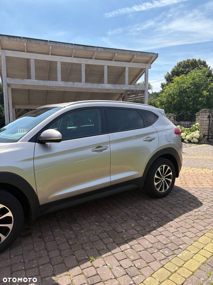 Hyundai Tucson 1.7 CRDI BlueDrive Comfort 2WD - 14