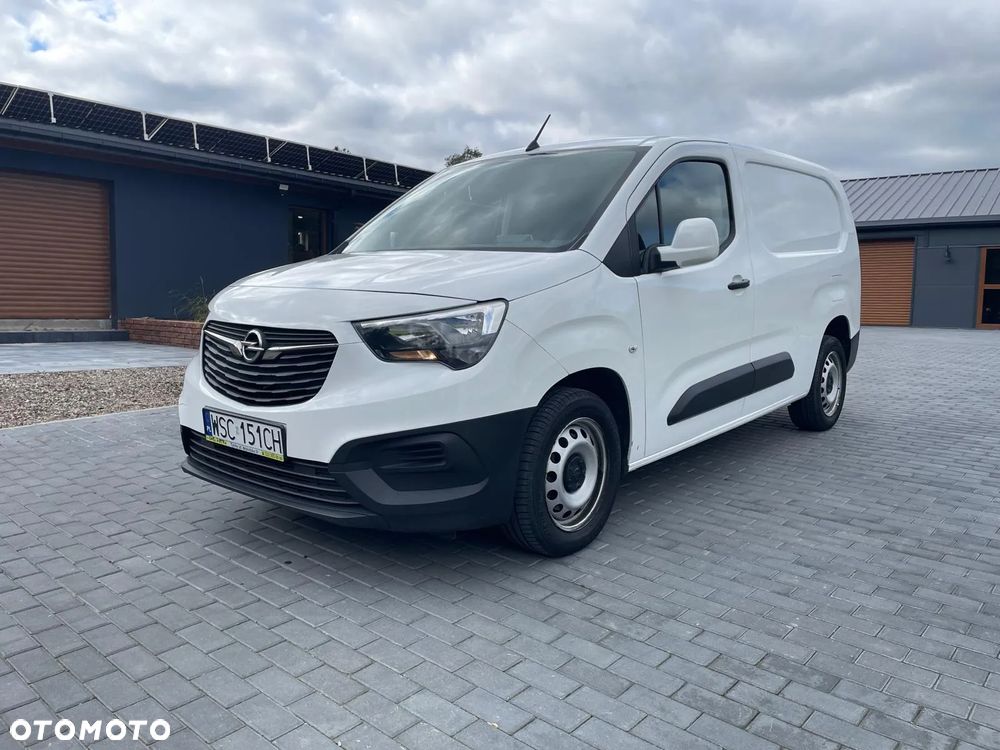 Opel COMBO - 1