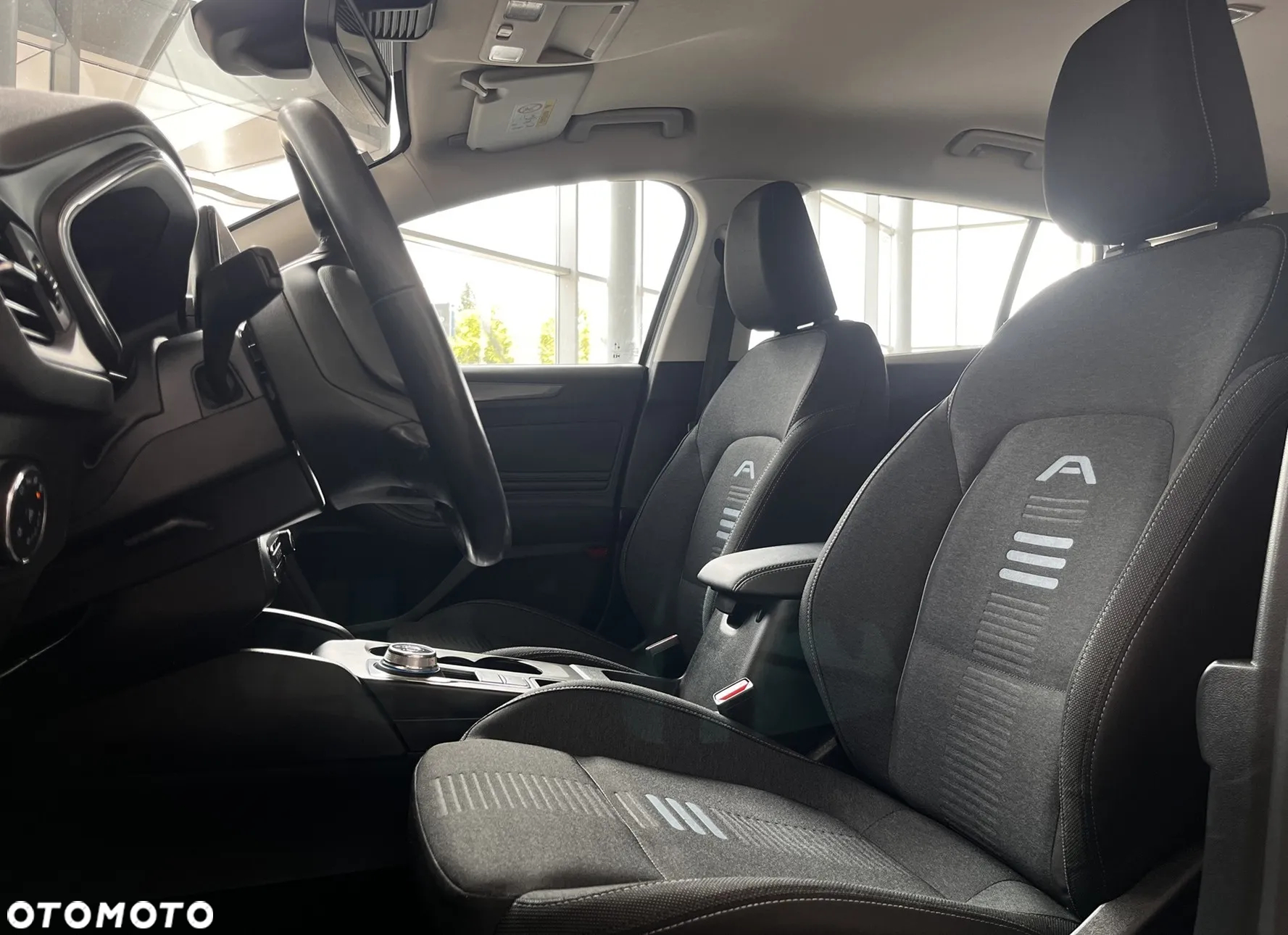 Ford Focus Turnier 1.5 EcoBlue Start-Stopp-System ACTIVE X - 19