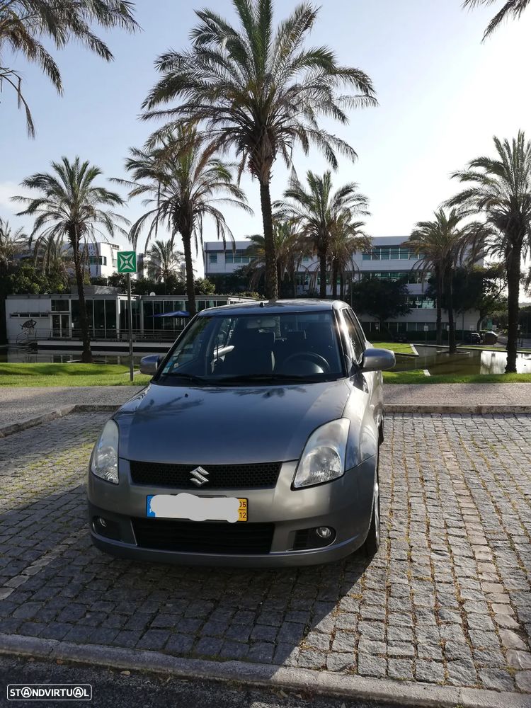 Suzuki Swift 1.3 16V GA - 2