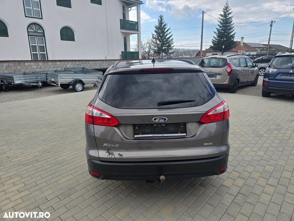 Ford Focus 1.6 TDCi DPF Start-Stopp-System SYNC Edition - 14