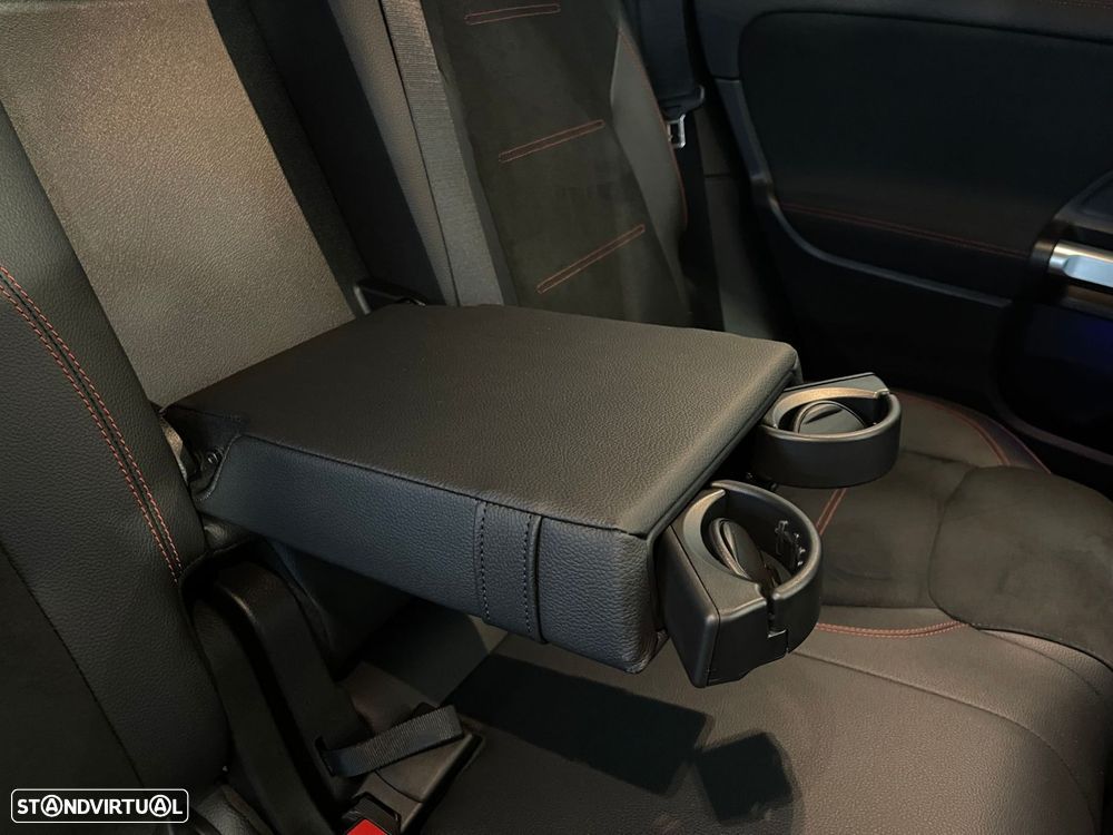 Mercedes-Benz EQB - 19