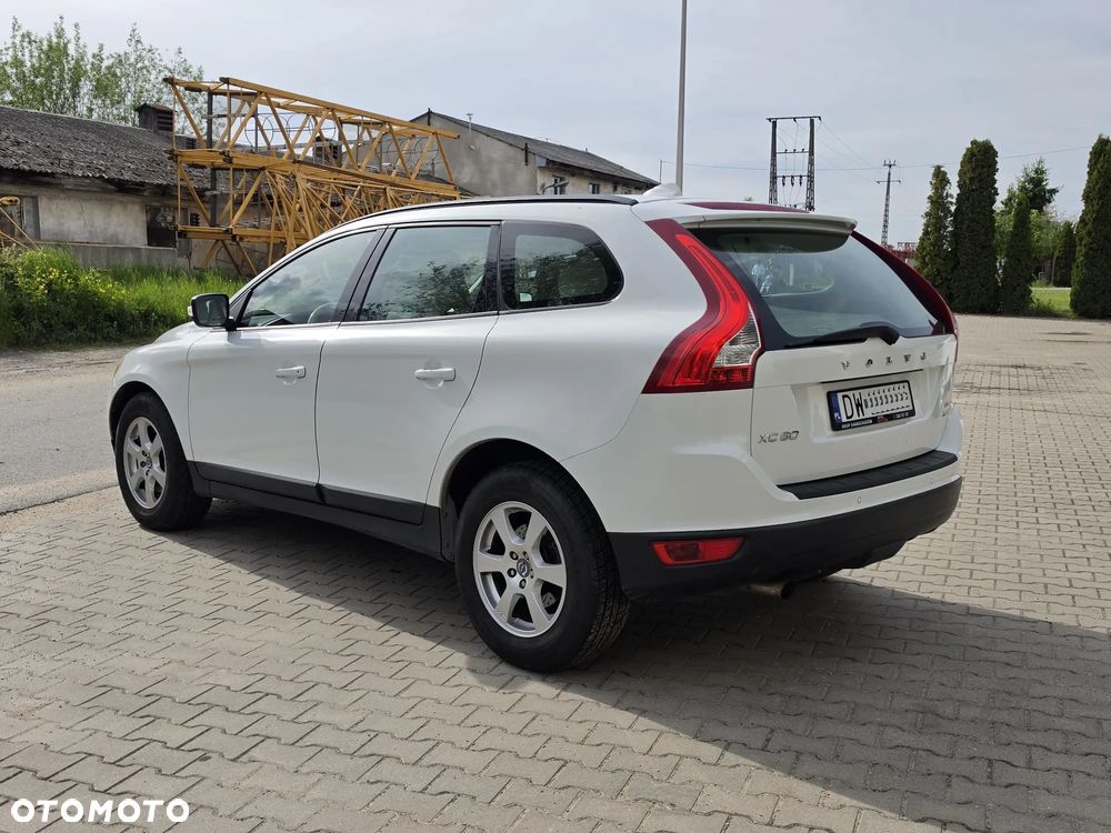Volvo XC 60 D5 AWD - 5