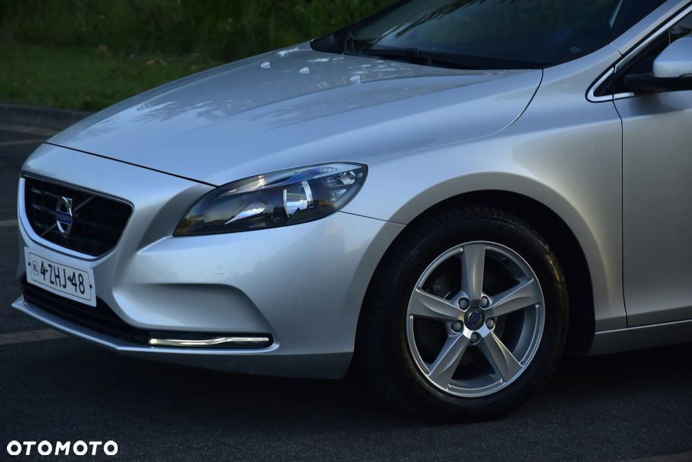 Volvo V40 D2 Momentum - 6